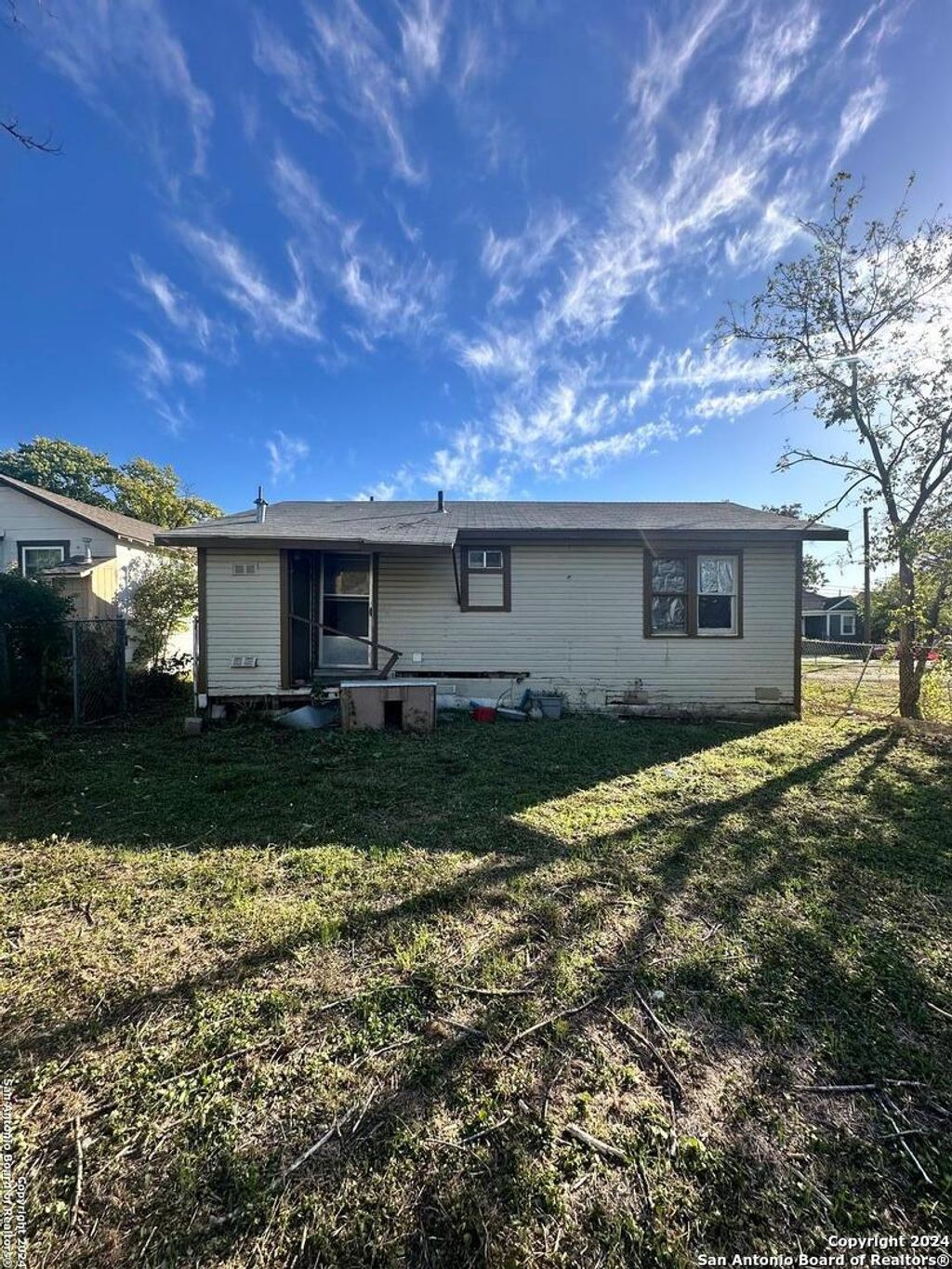 Photo of 219 DASHIELL ST, San Antonio, TX 78203 (MLS # 1933210)