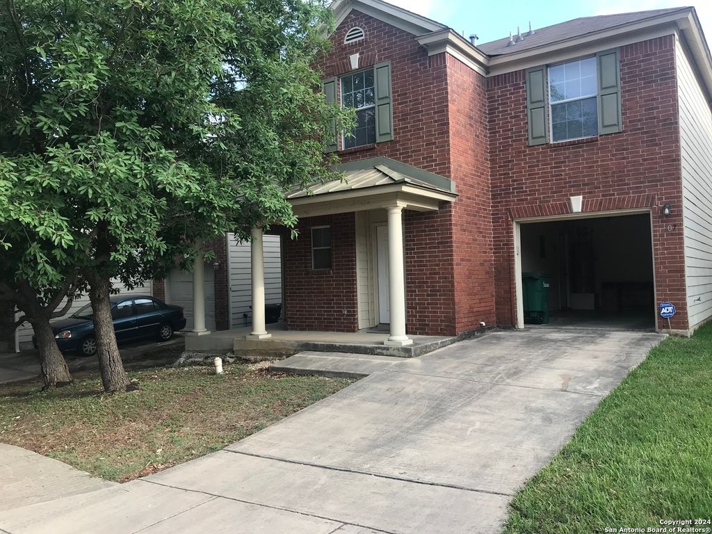 Photo of 107 AGENCY OAKS, San Antonio, TX 78249 (MLS # 1922100)