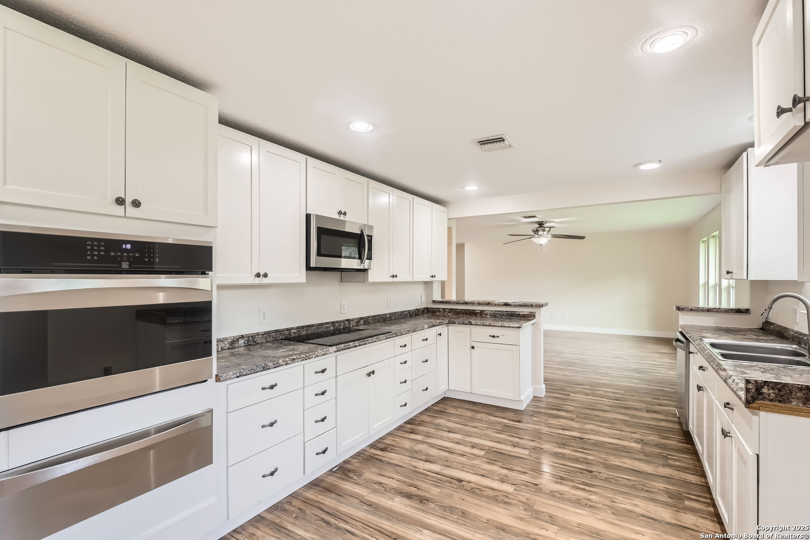 9160 Aqua Dr, Boerne, TX, 78006