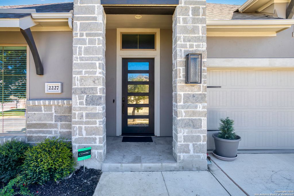 Photo of 2227 Prado, New Braunfels, TX 78132 (MLS # 1923412)