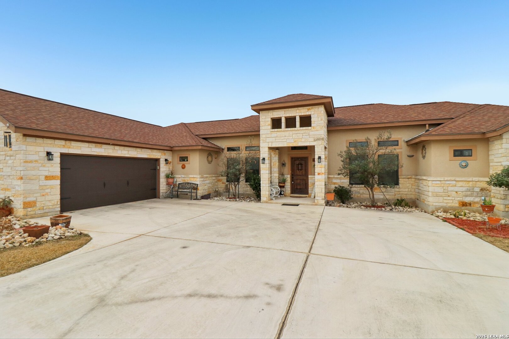 311 Abrego Lake