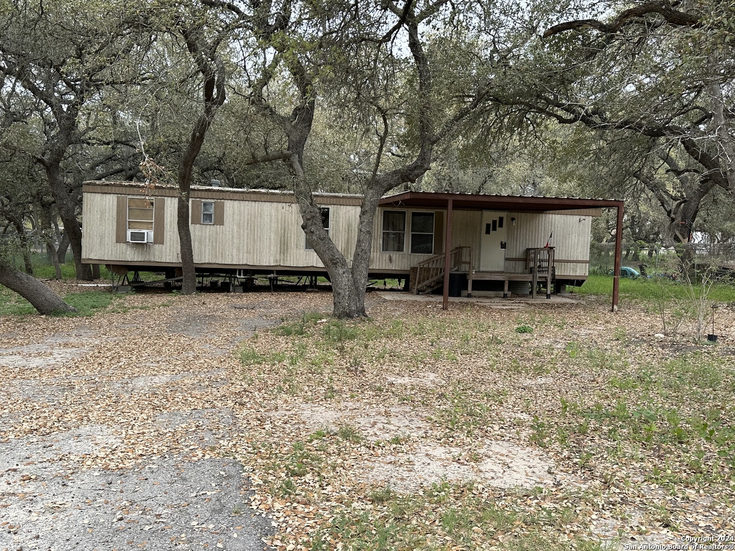 View Poteet, TX 78065 mobile home