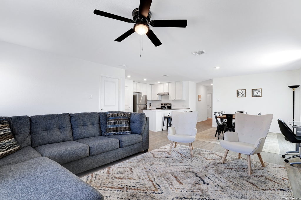 Photo of 5719 VISTA PT, San Antonio, TX 78242 (MLS # 1994317)