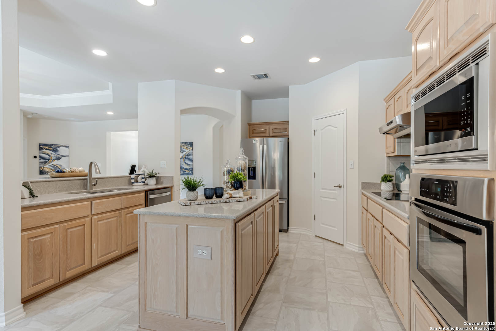 27018 Vaughns View