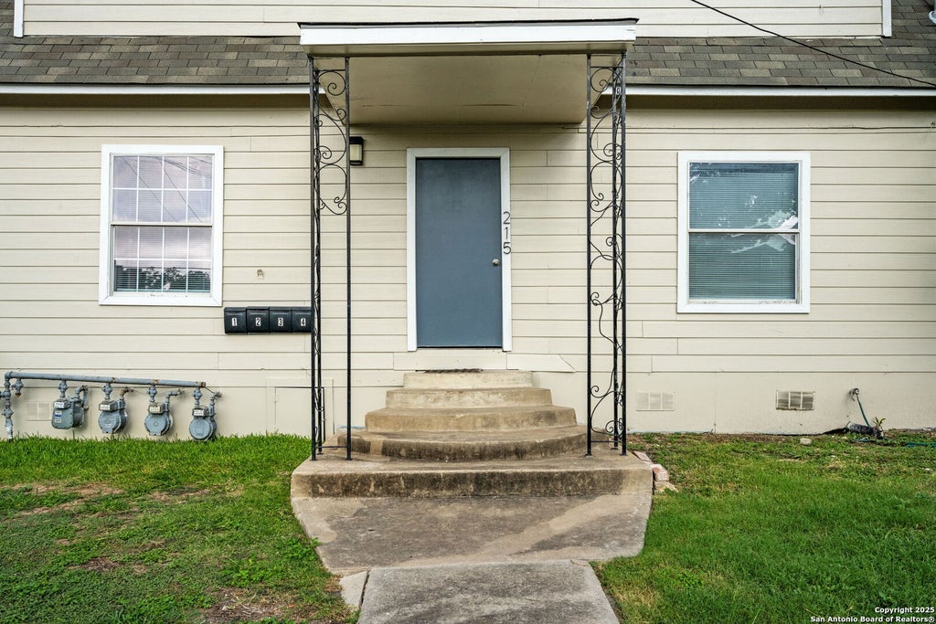 Photo of 215 Blanco, San Antonio, TX 78212 (MLS # 1888438)