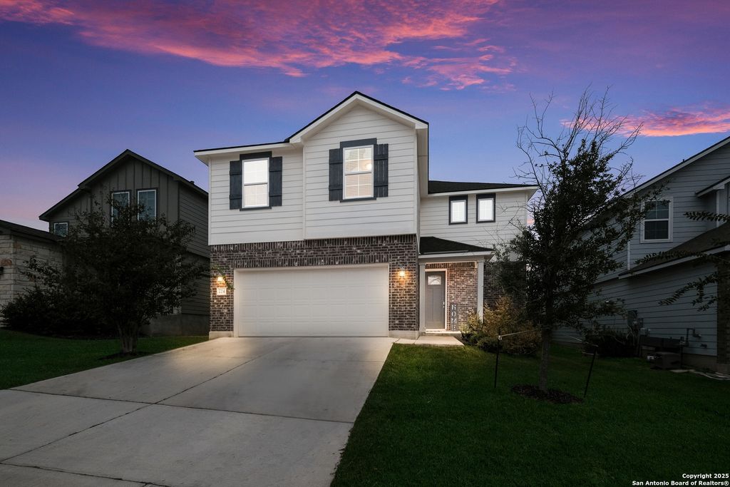 Photo of 724 Fort Leonard, San Antonio, TX 78245 (MLS # 1939634)