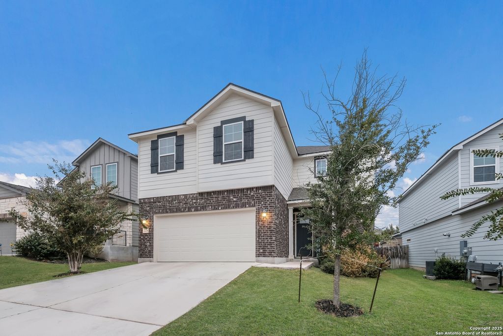 Photo of 724 Fort Leonard, San Antonio, TX 78245 (MLS # 1939634)