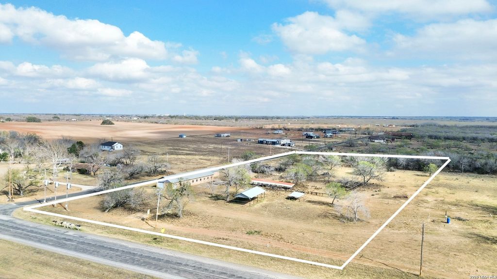 Photo of TBD US HWY 281, Pleasanton, TX 78064 (MLS # 1937454)
