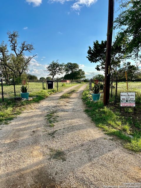 A home in Bandera