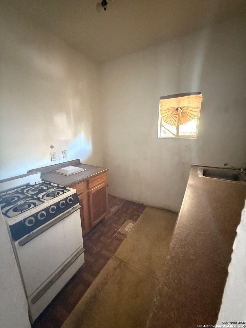 Photo of 215 Gulf, San Antonio, TX 78202 (MLS # 1914765)