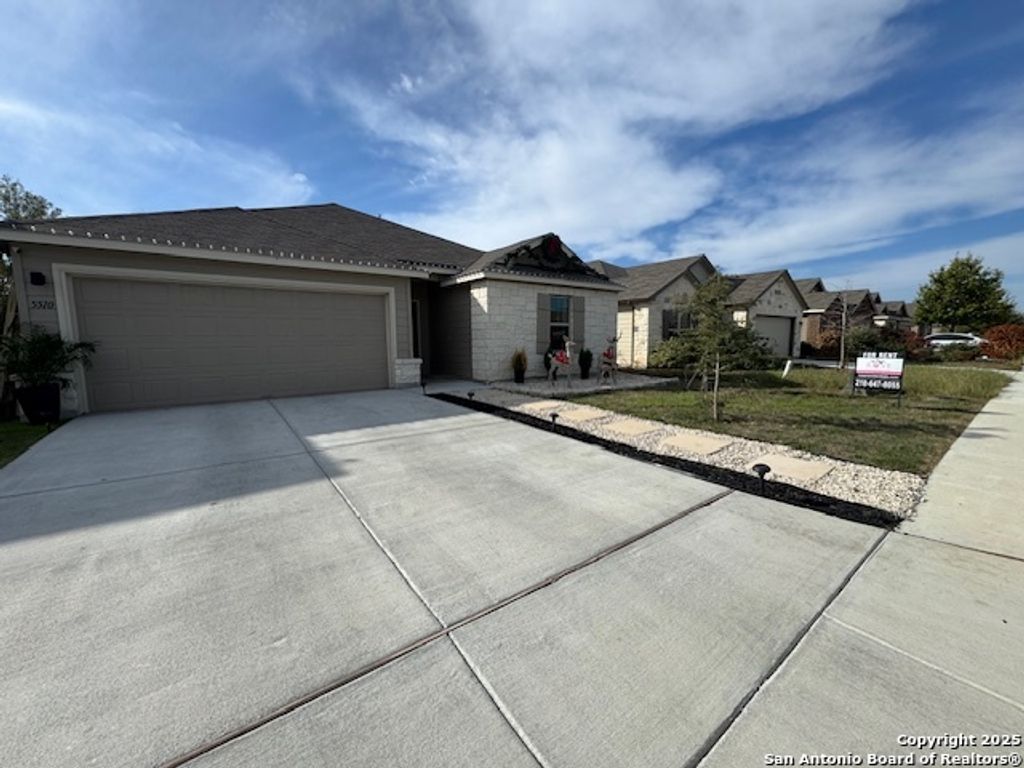 Photo of 5510 Coral Valley, San Antonio, TX 78242 (MLS # 1926146)