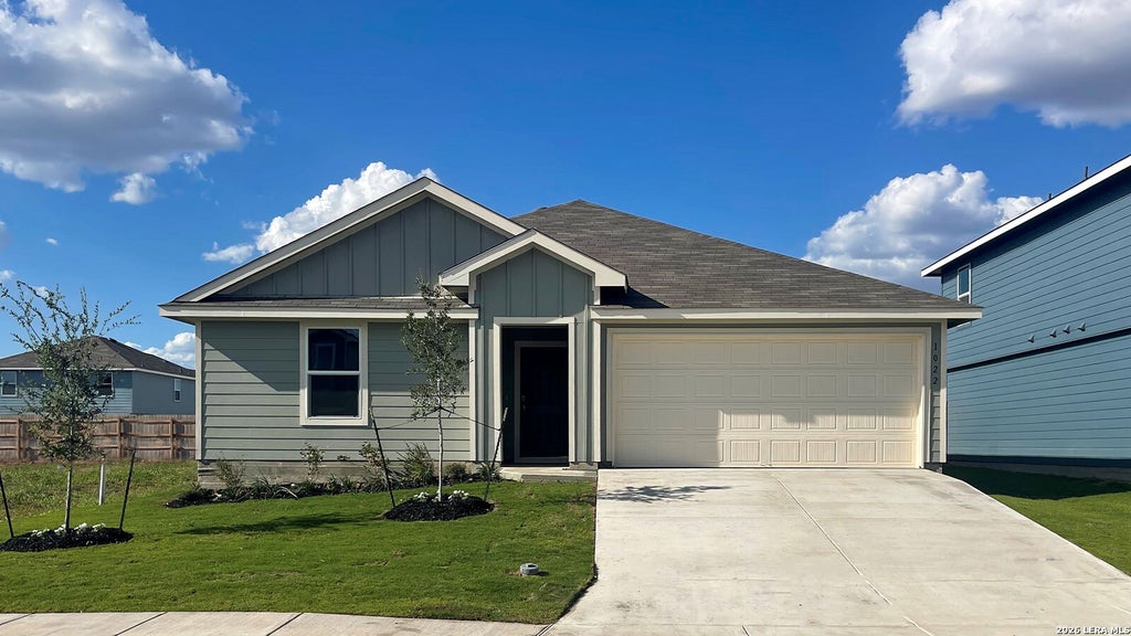 Photo of 1022 Gladys Run, Seguin, TX 78155 (MLS # 1966409)