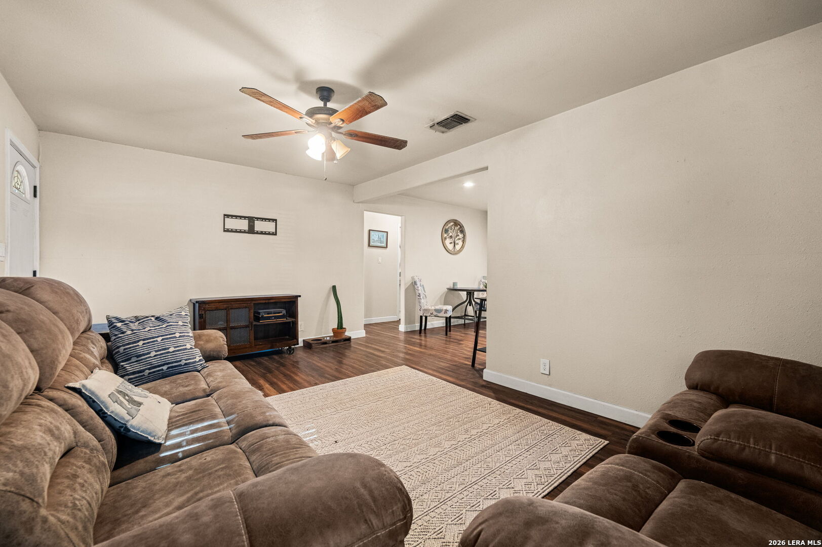 504 Aero Ave