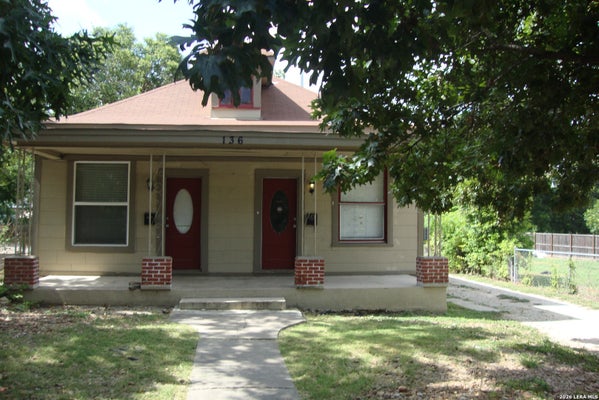 136 E DULLNIG CT, SAN ANTONIO, TX 78223 - Image 2e40087ce5bf2df62b771df75f172ada/3669980397
