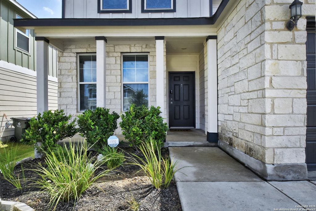 Photo of 4113 Paddock Trail, Seguin, TX 78155 (MLS # 1879670)