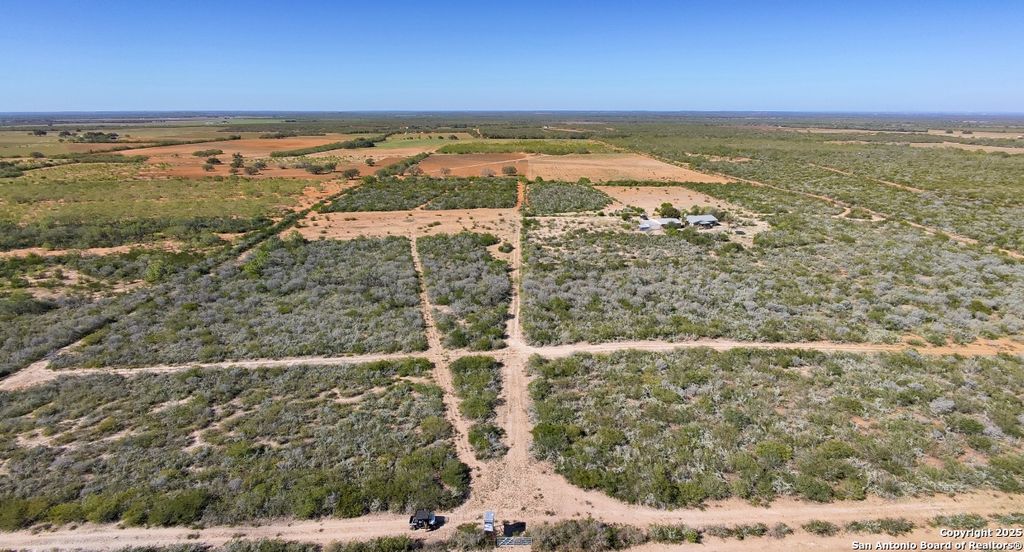 Photo of 2198 CR 653, Devine, TX 78016 (MLS # 1922049)