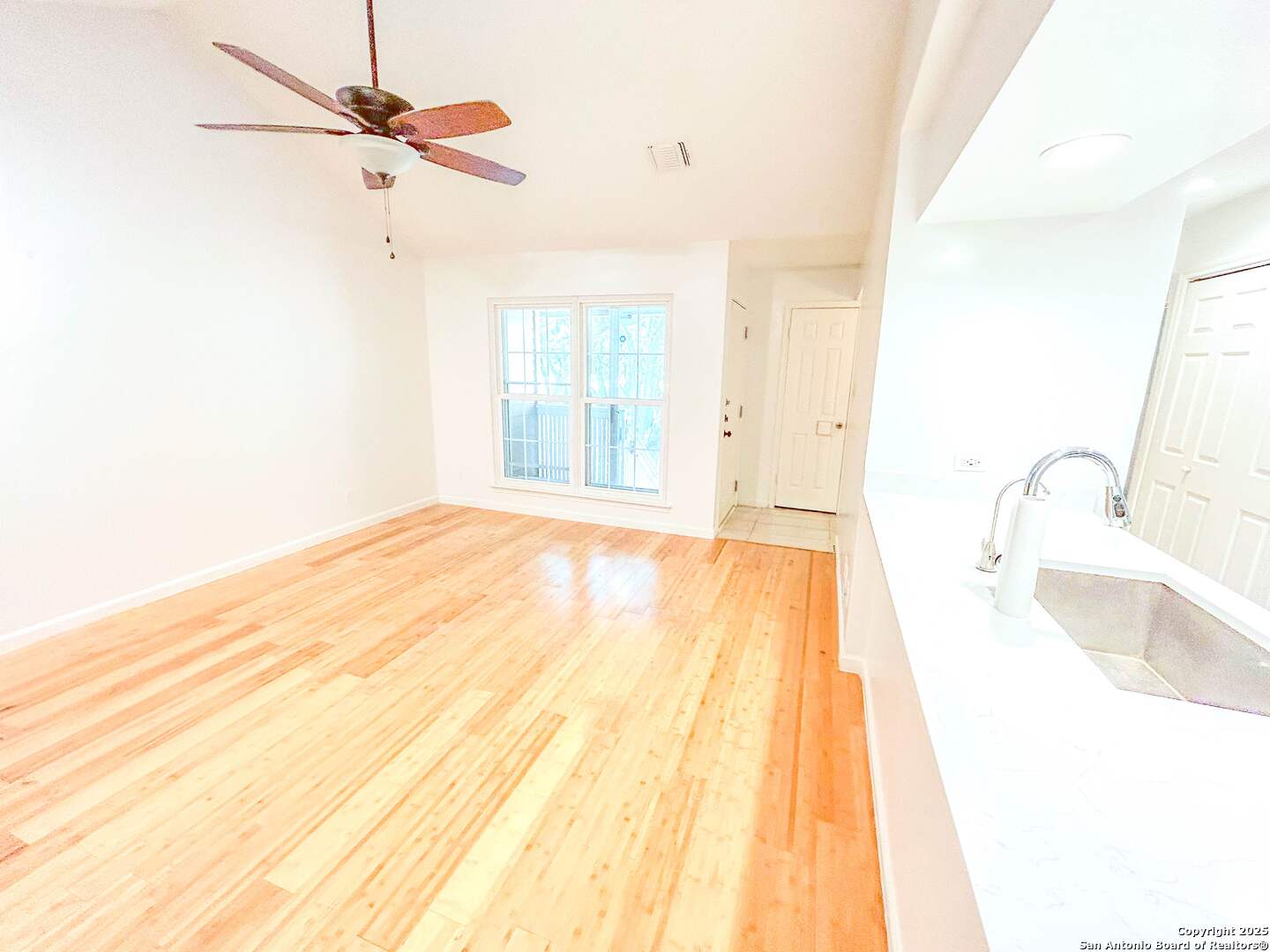 13130 Blanco APT 904