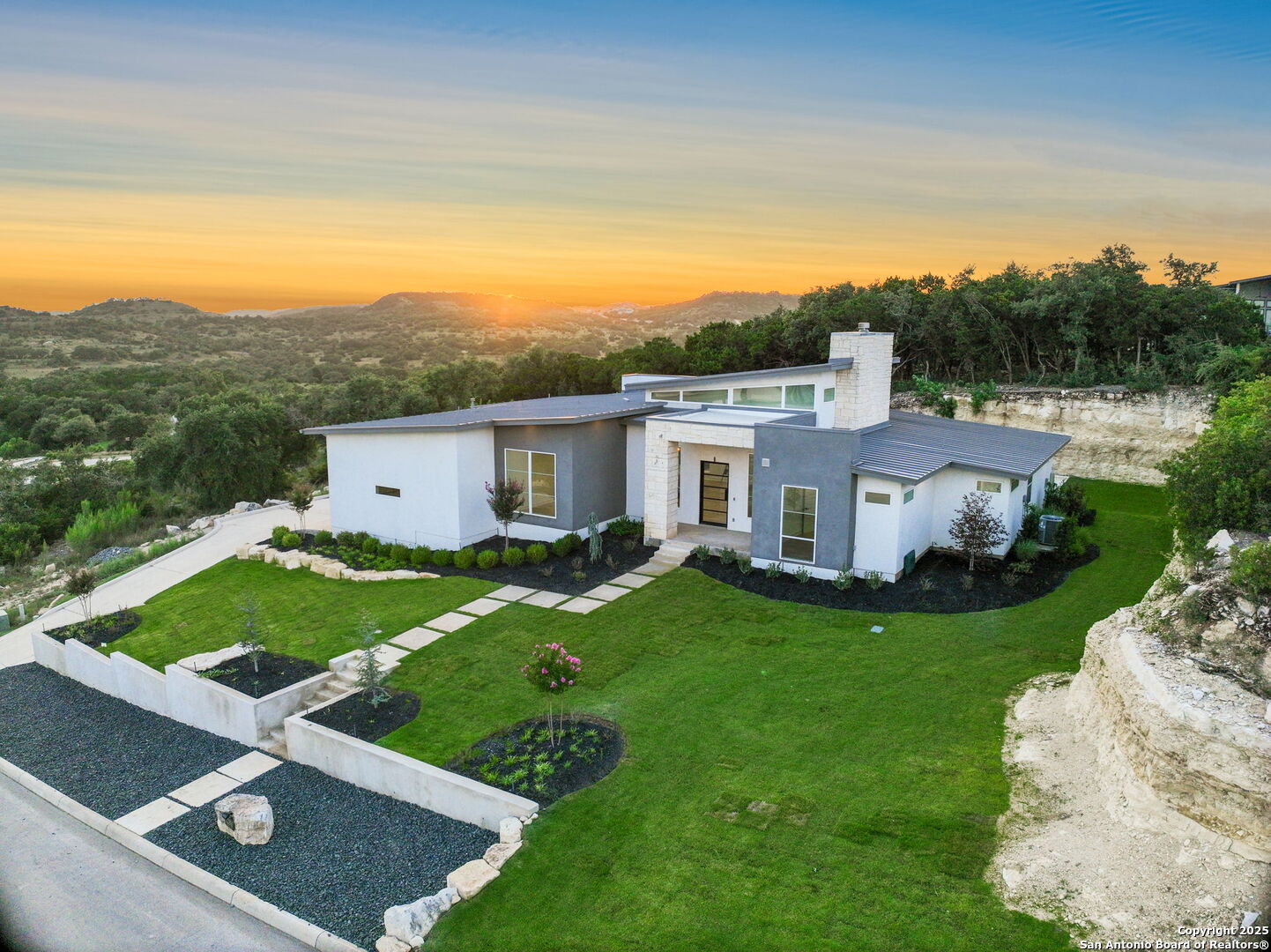 22810 Linwood Ridge