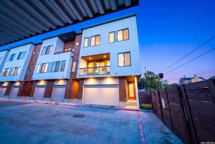 Photo 1 of 55 — 102 Tendick St Unit 806, San Antonio, TX 78209