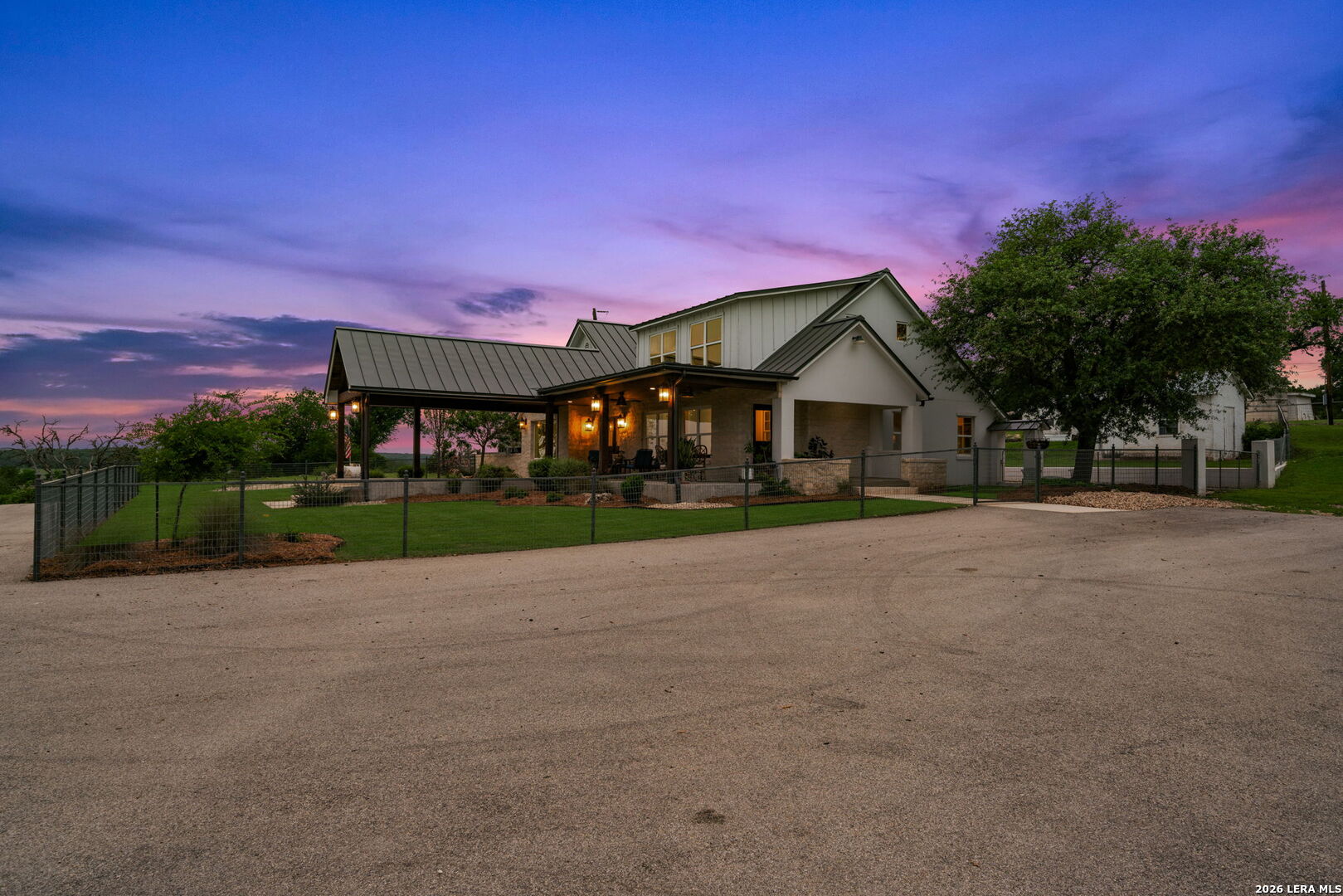 2825 W Ammann