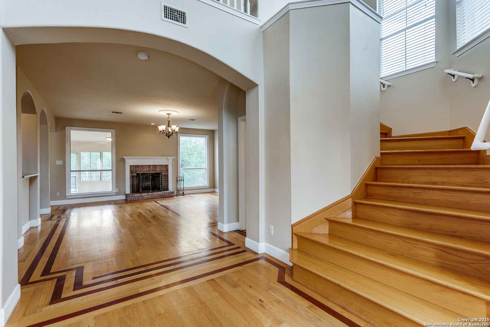 13619 Mesa Point