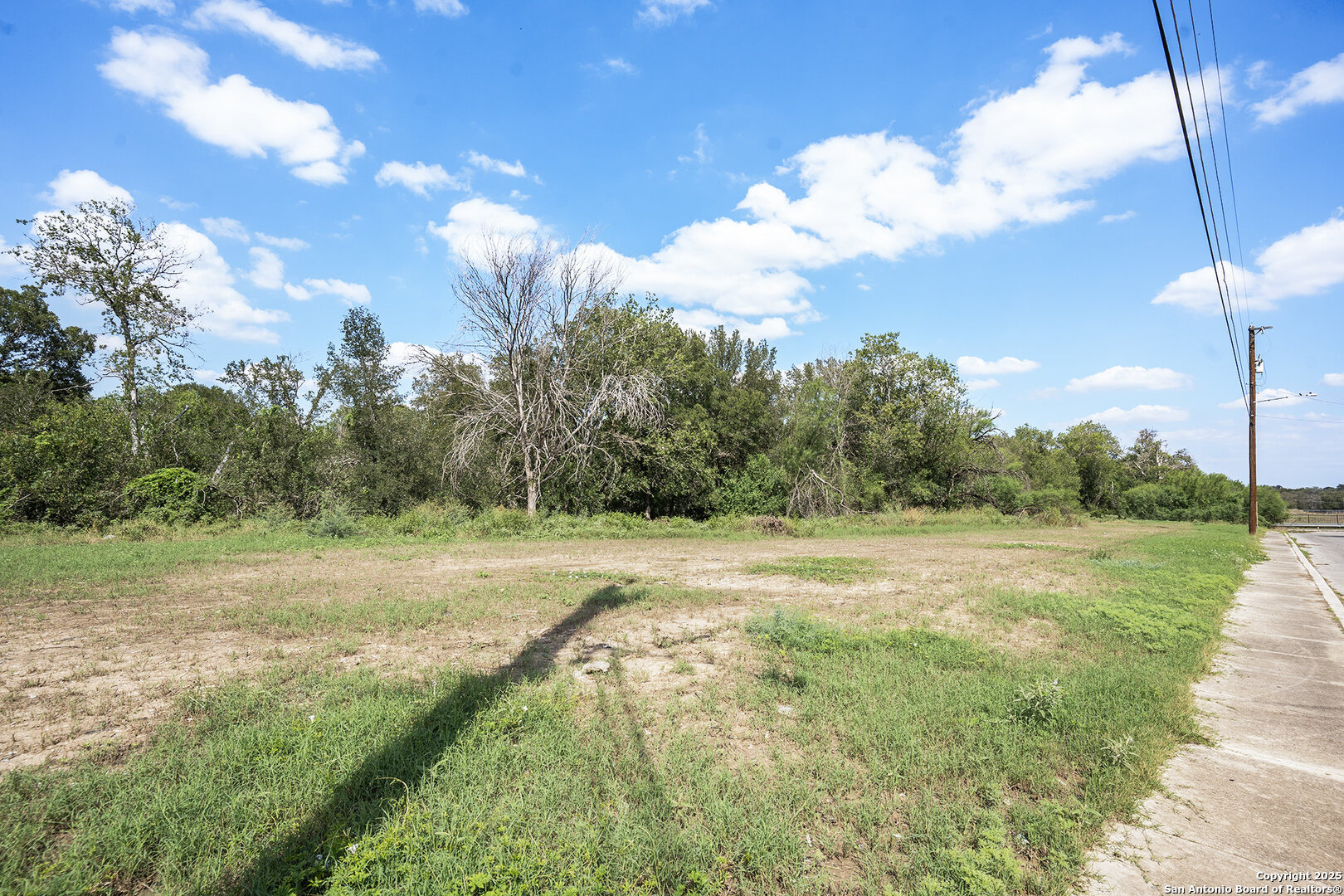 Photo 1 of 13 — 358 Bundy, San Antonio, TX 78220