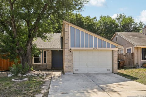 11342 Fish Springs San Antonio TX 78245