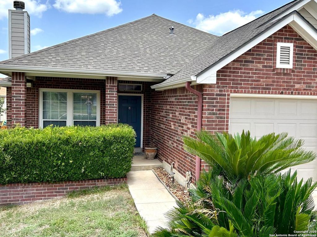 Photo of 133 red hawk, San Antonio, TX 78258 (MLS # 1925130)