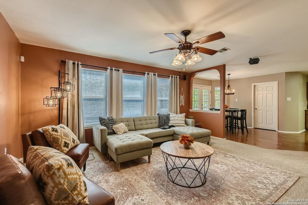 Photo of 10430 TIGER FLD, San Antonio, TX 78251 (MLS # 1955881)