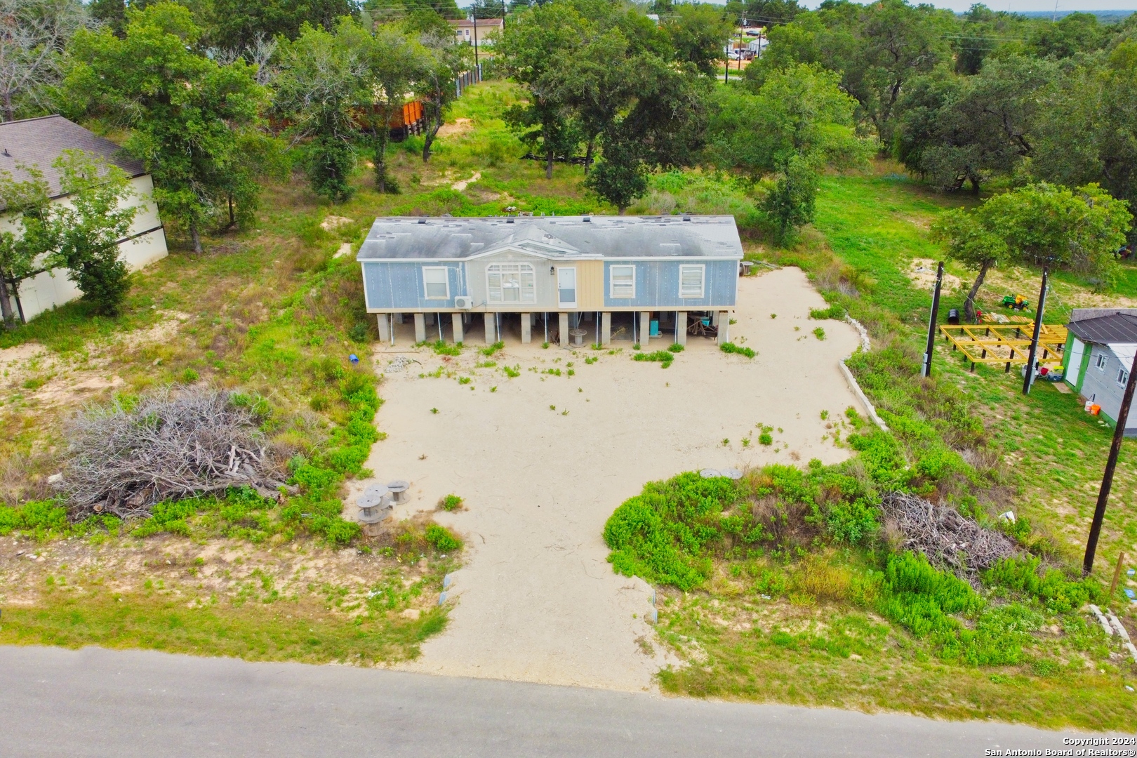 View Poteet, TX 78065 mobile home