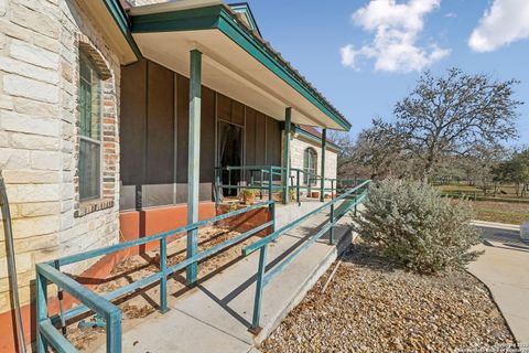 A home in La Vernia