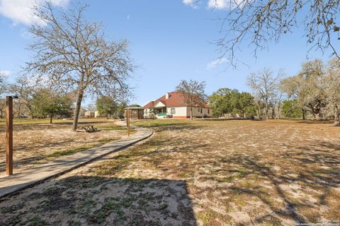 A home in La Vernia