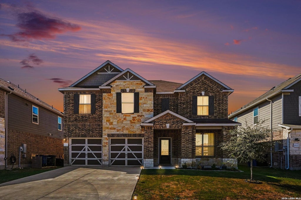 Photo of 672 Valley Garden, New Braunfels, TX 78130 (MLS # 1966141)