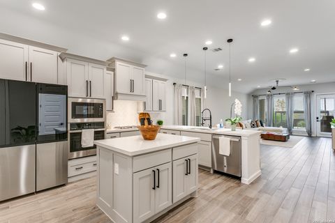 2134 knippa San Antonio TX 78253