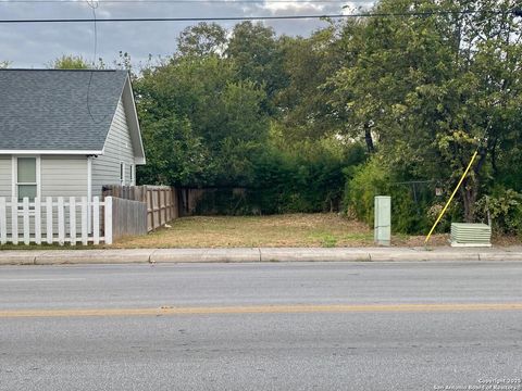 423 N Hackberry St San Antonio TX 78202