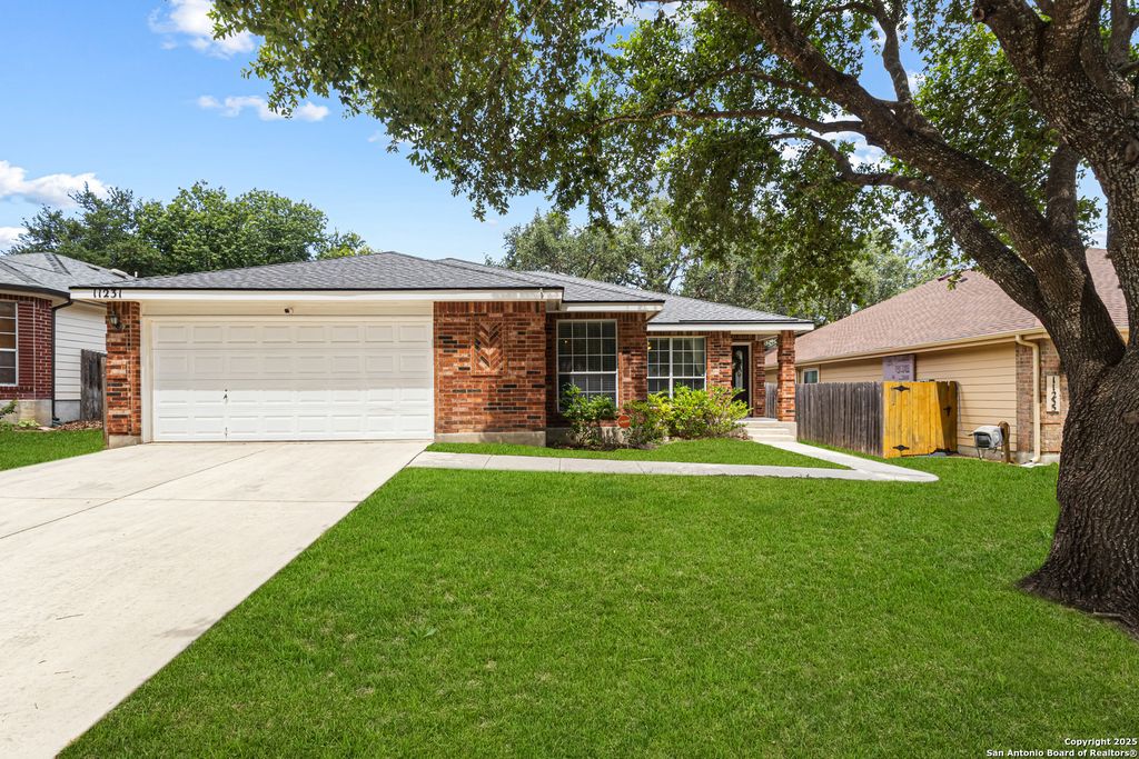 Photo of 11231 Ocate, Helotes, TX 78023 (MLS # 1896845)