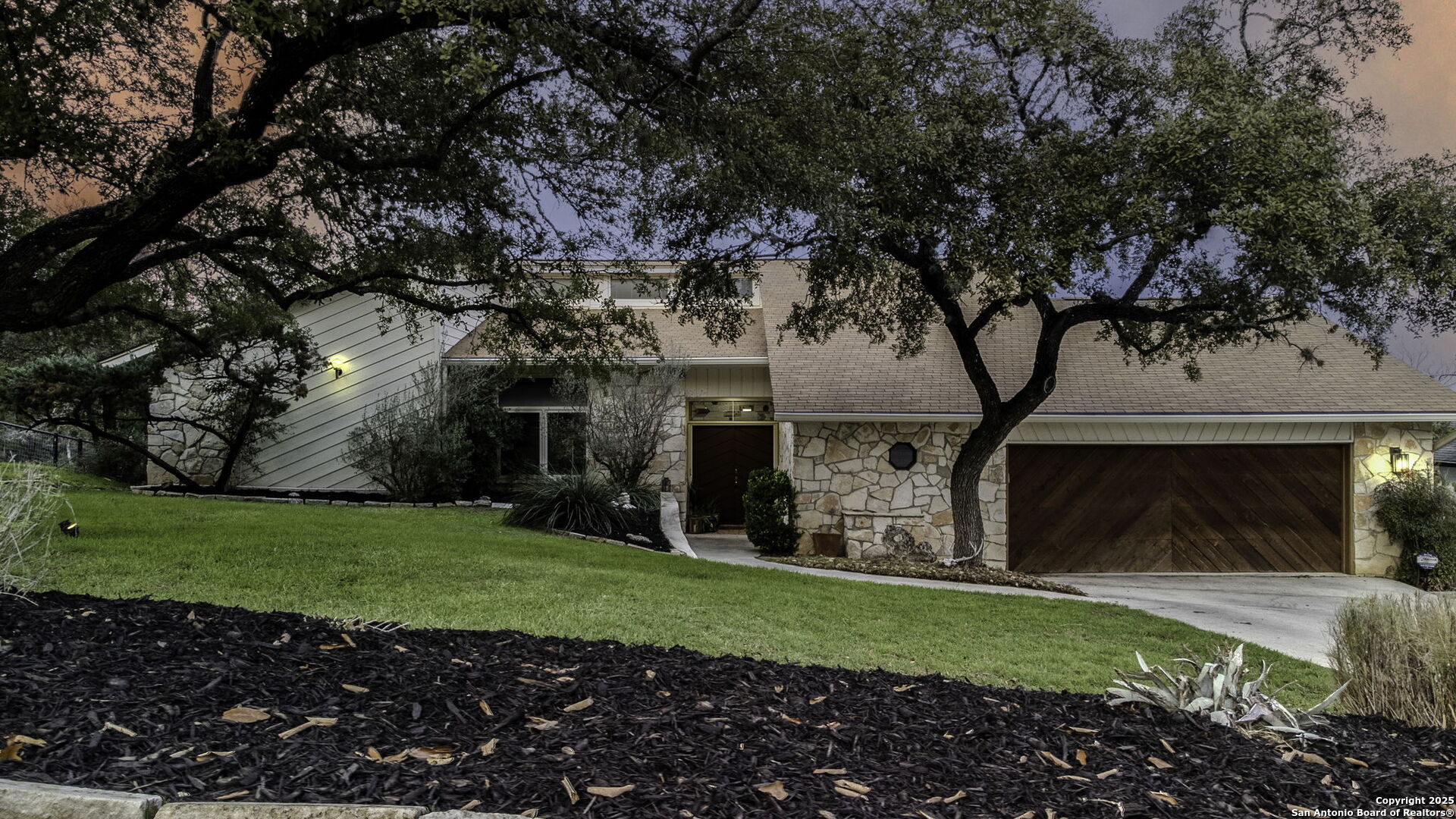 97 MISSION DR