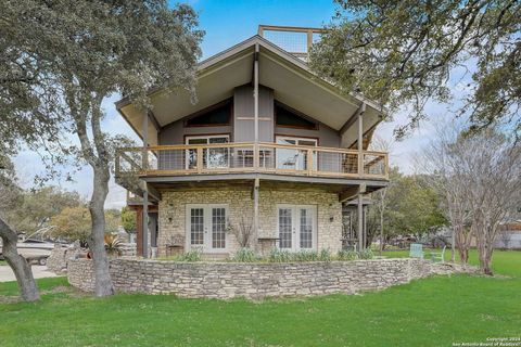 A home in Canyon Lake