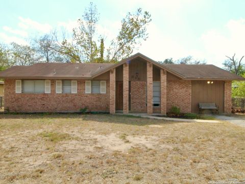 A home in Devine