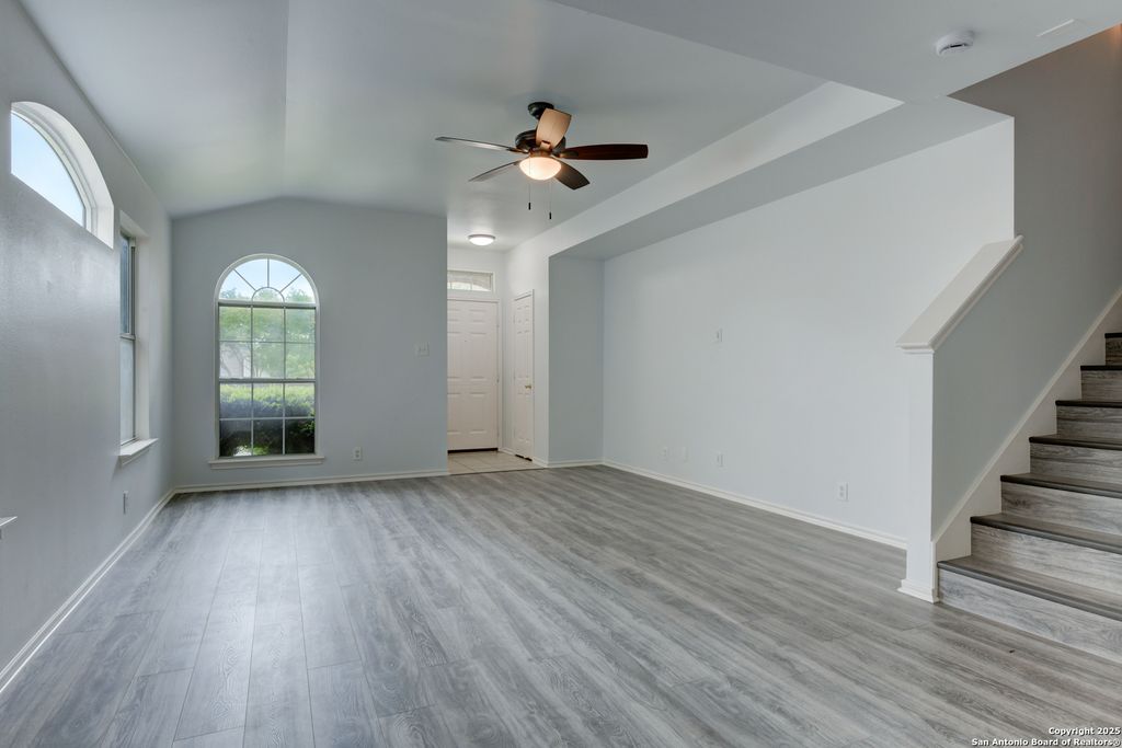 Photo of 6015 Wexford Pl 6015 #6015, San Antonio, TX 78240 (MLS # 1937762)