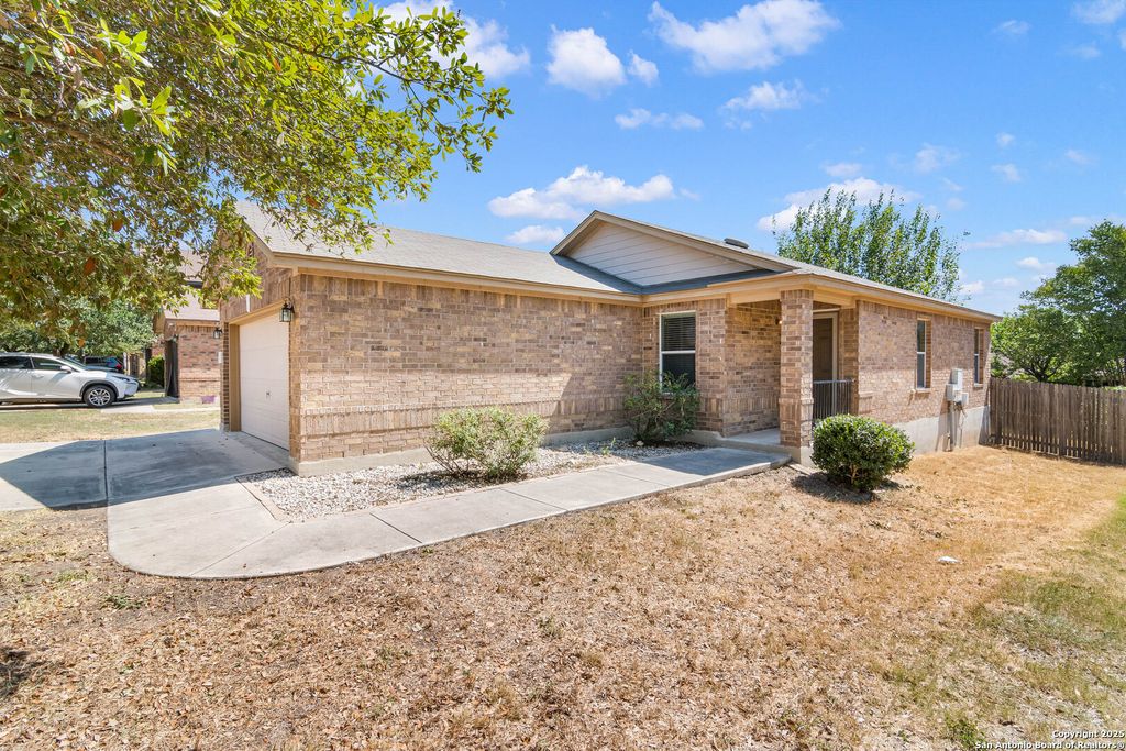 Photo of 938 Spello Circle, San Antonio, TX 78253 (MLS # 1892630)