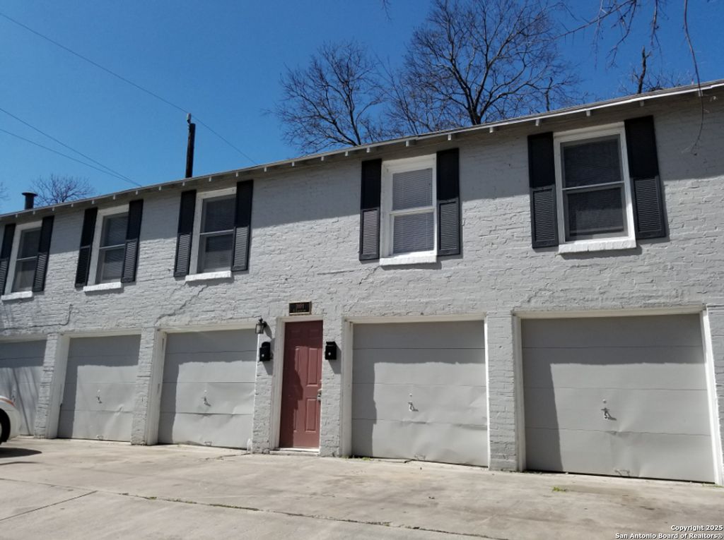 Photo of 3101 N ELMENDORF ST 2 #2, San Antonio, TX 78201 (MLS # 1925722)