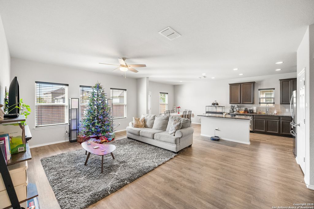 Photo of 1422 Tupelo, New Braunfels, TX 78130 (MLS # 1926618)