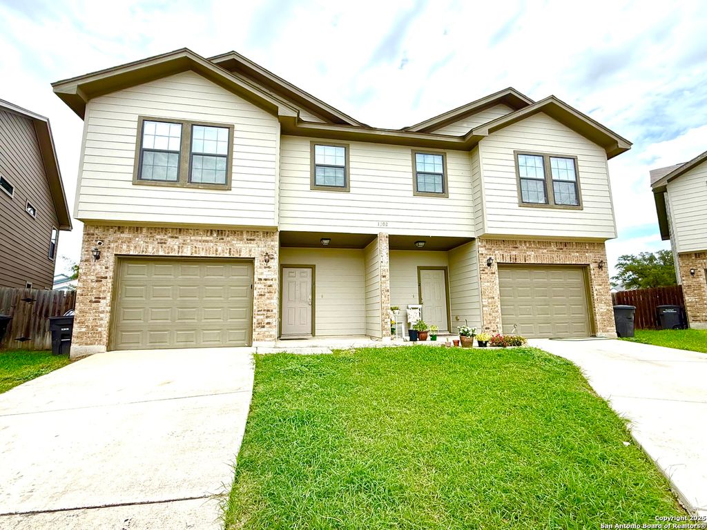 Photo of 1302 GARDEN DUSK 1 #1, San Antonio, TX 78245 (MLS # 1966336)
