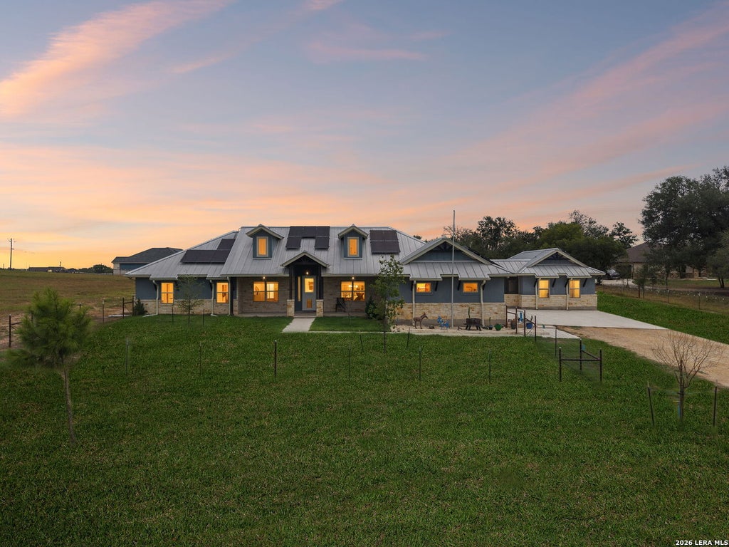 Photo of 1191 HARTFIELD RD, Seguin, TX 78155 (MLS # 2019088)