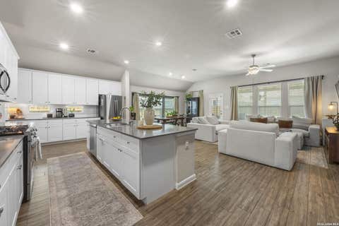 Photo of 31752 Meander Ln, Bulverde, TX 78163 (MLS # 2005518)