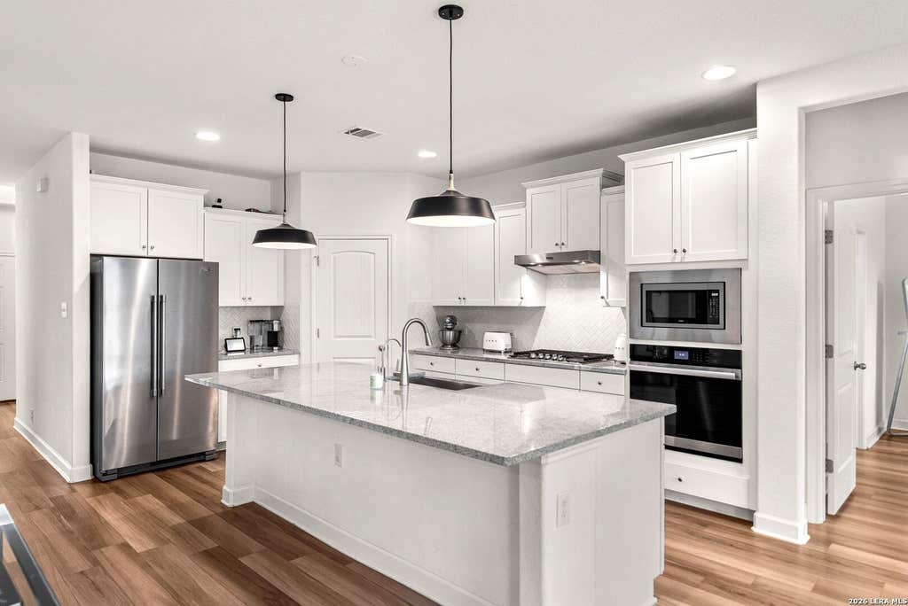 Photo of 124 Wickersham, Boerne, TX 78015 (MLS # 2002890)
