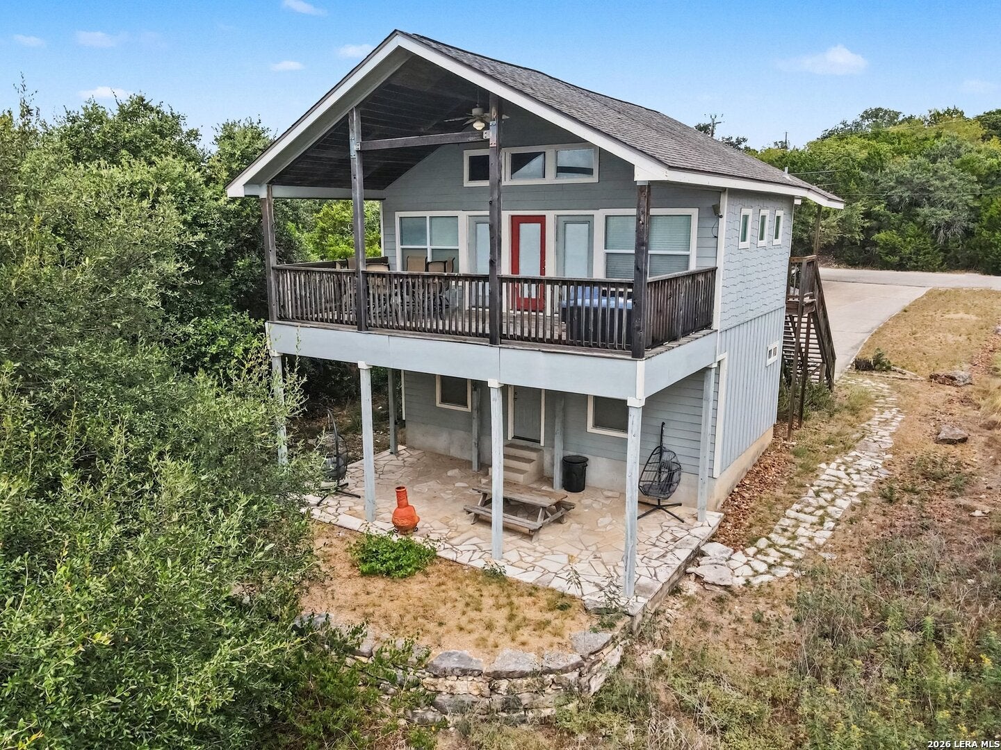 700 OAKLEAF DR