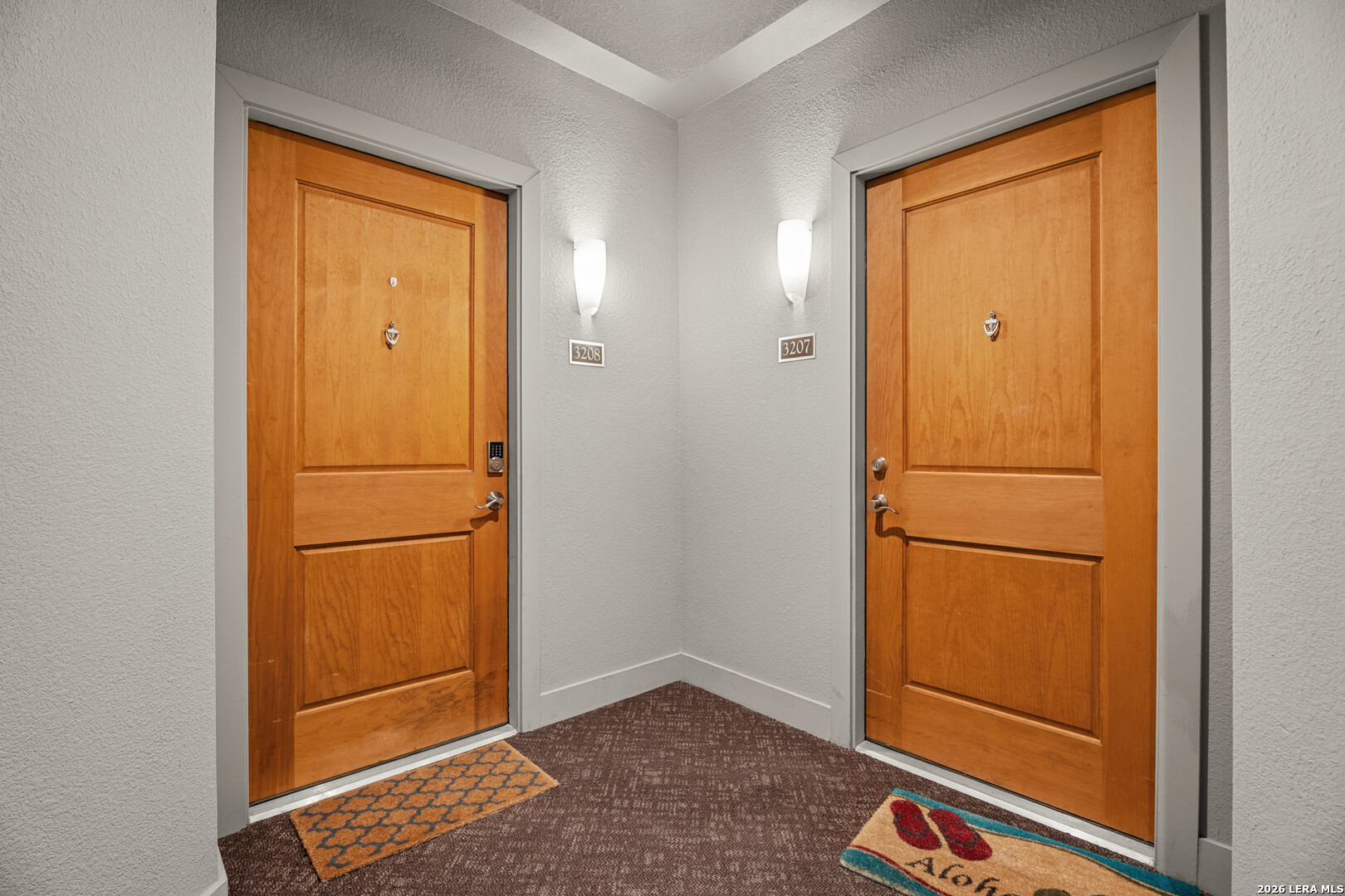 7342 Oak Manor 3208
