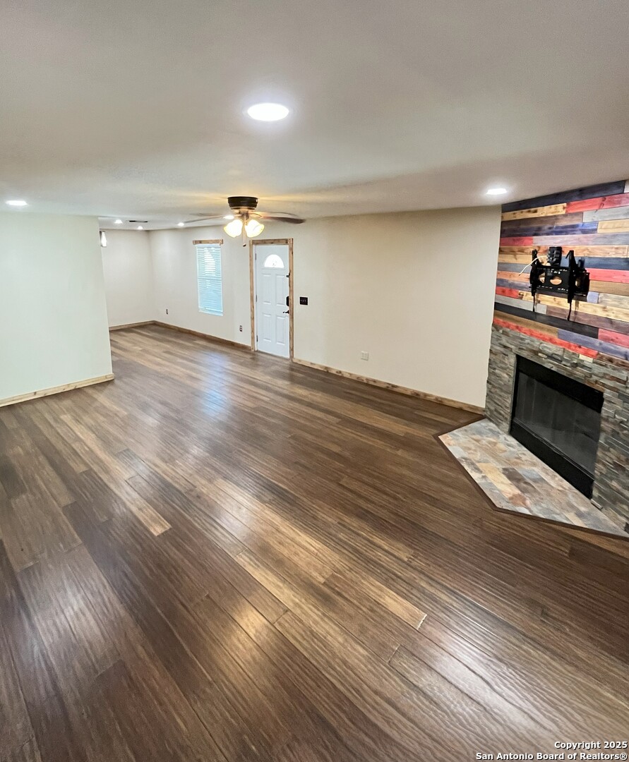 1227 County Road 104